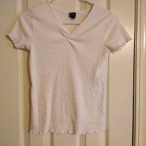 Ribbed white t-shirt